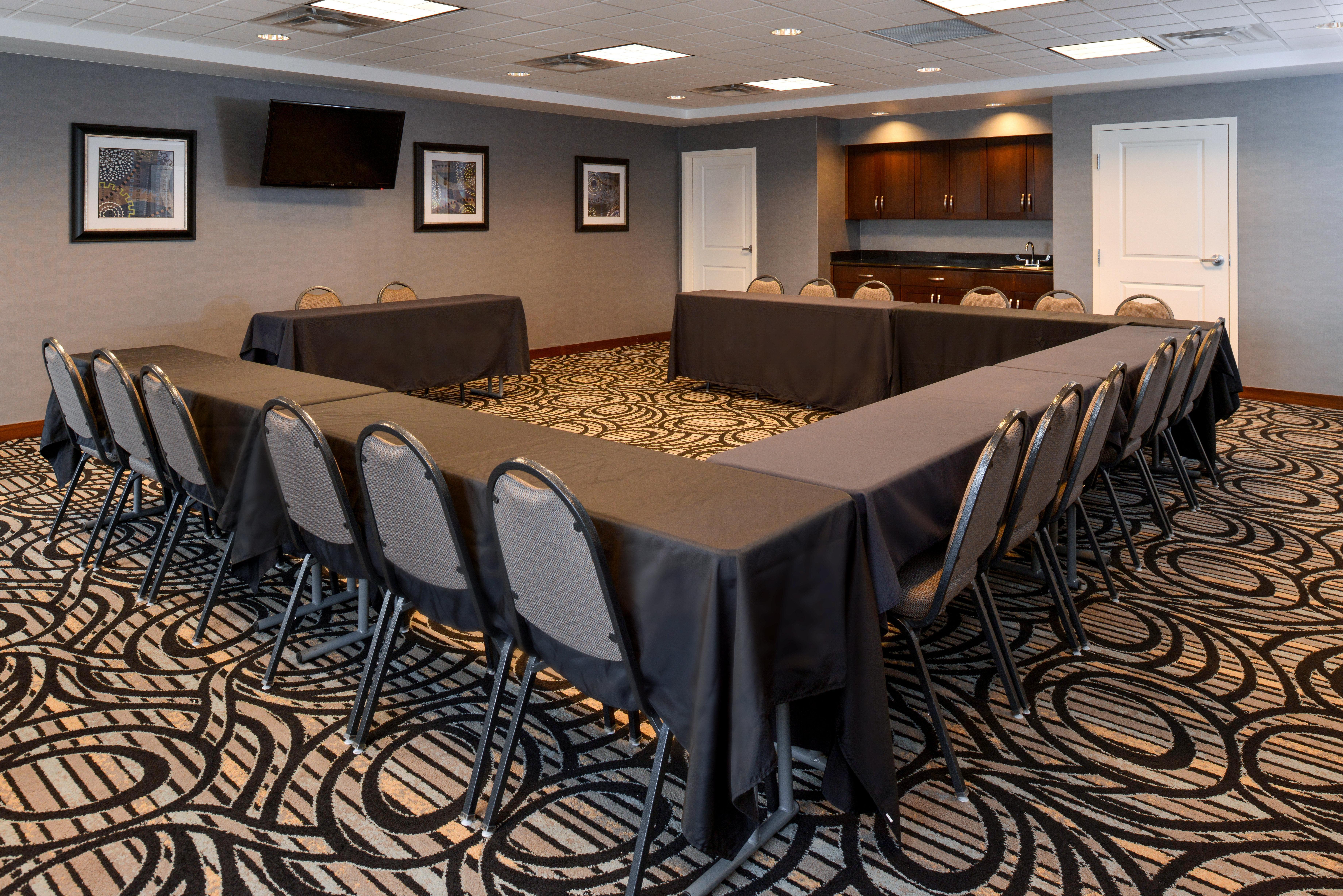 Holiday Inn Express & Suites Greenfield By Ihg Zewnętrze zdjęcie