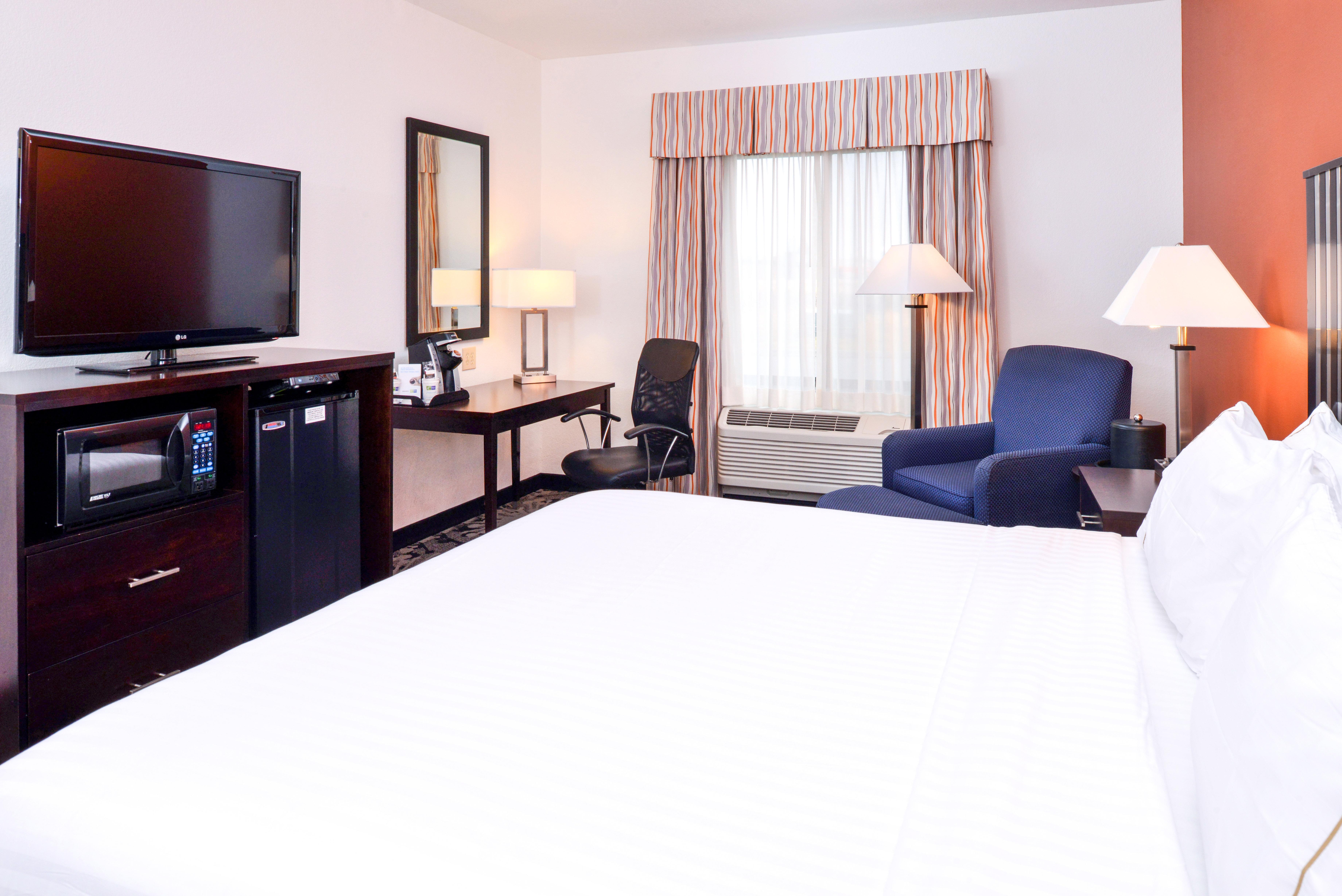 Holiday Inn Express & Suites Greenfield By Ihg Zewnętrze zdjęcie