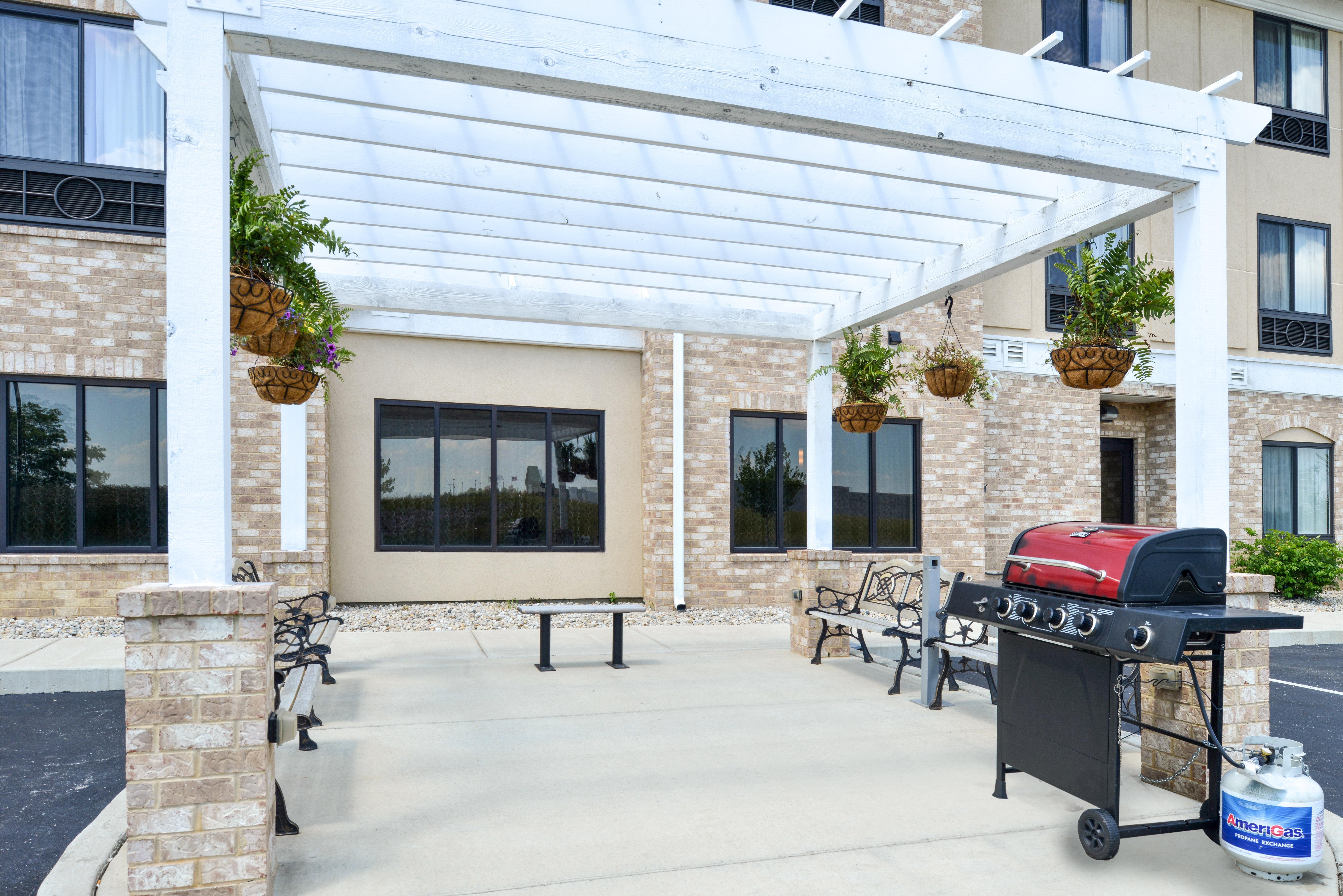 Holiday Inn Express & Suites Greenfield By Ihg Zewnętrze zdjęcie