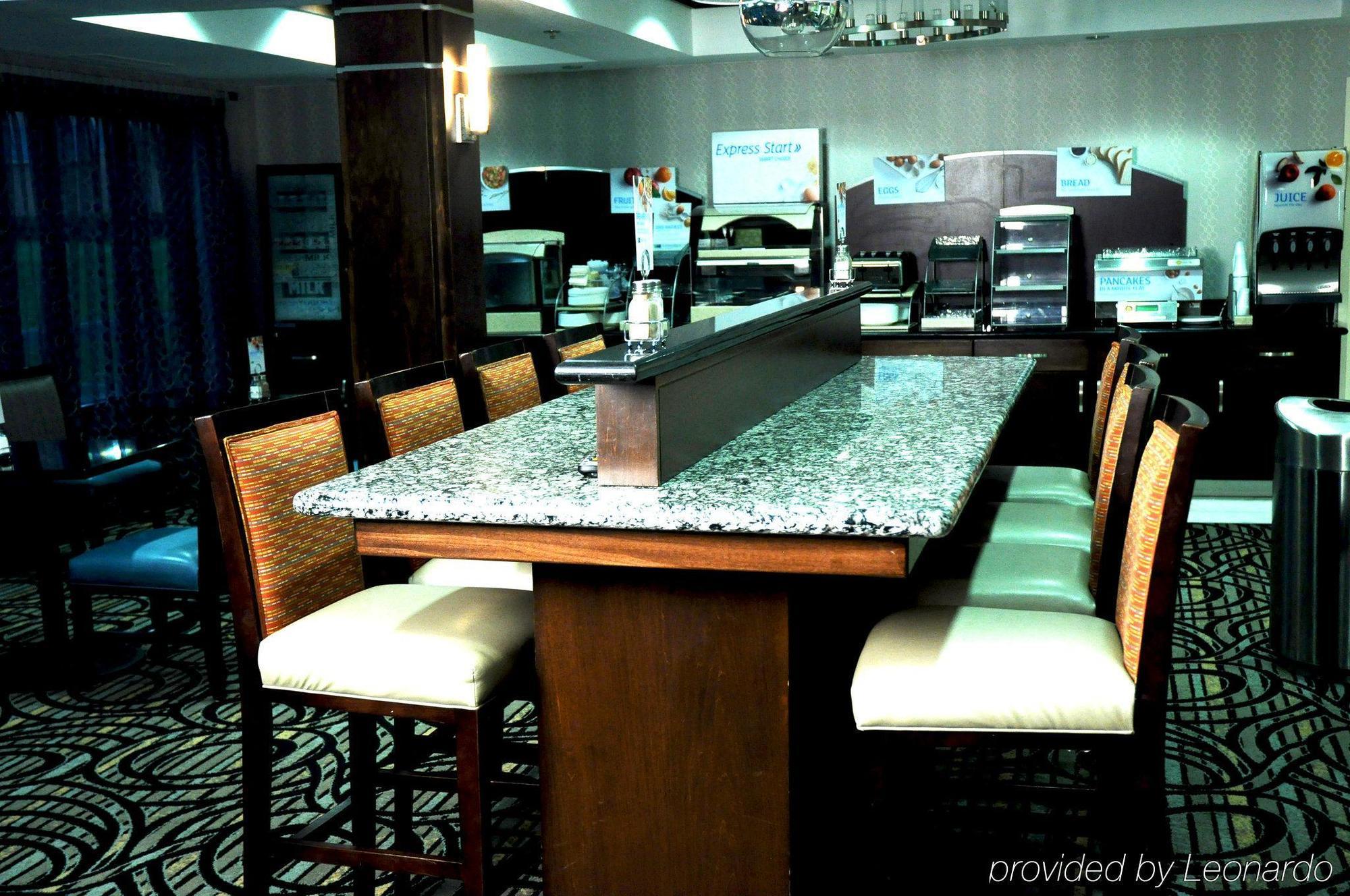 Holiday Inn Express & Suites Greenfield By Ihg Zewnętrze zdjęcie