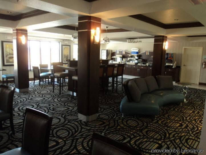 Holiday Inn Express & Suites Greenfield By Ihg Zewnętrze zdjęcie